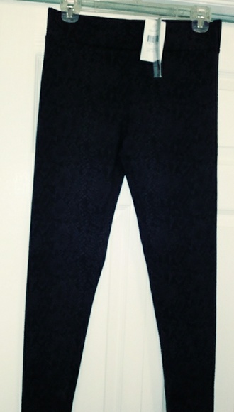 matty m snakeskin leggings size S - Picture 2 of 8